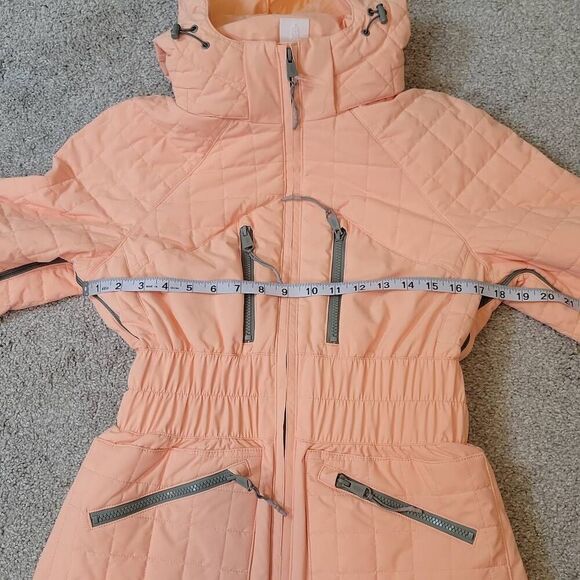 Women's Quilted Jacket - Peach - Picture 6 of 8
